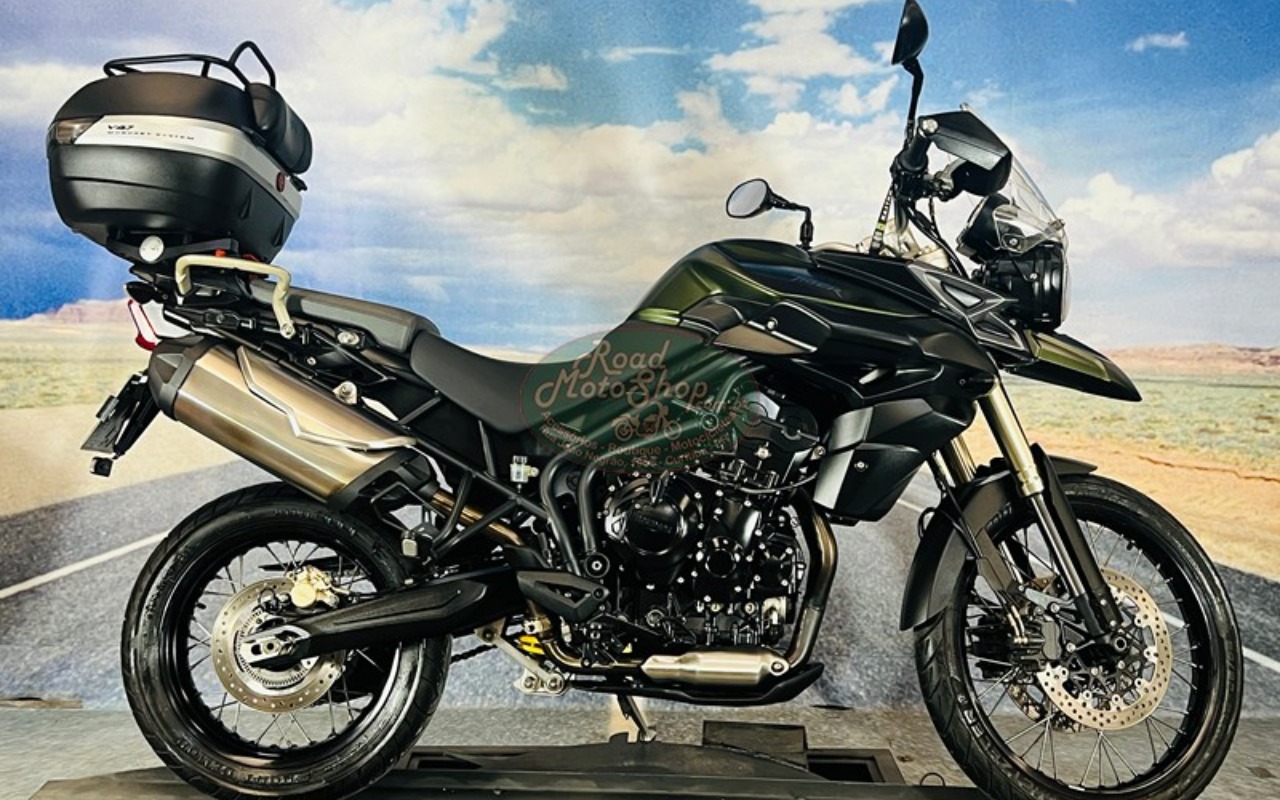 TRIUMPH TIGER 800 XC  na cor Verde em Curitiba / PR - 2052353