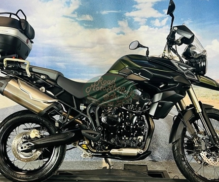 TRIUMPH TIGER 800 XC 2014 Verde — foto 1 de 3