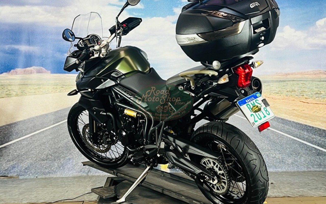 imagem-https://www.socarrao.com.br/sc-vehicle-images-prod/2052353/1781120071764-VGlnZXIgODAwIHZlcmRlIF8xNi5qcGc.jpg