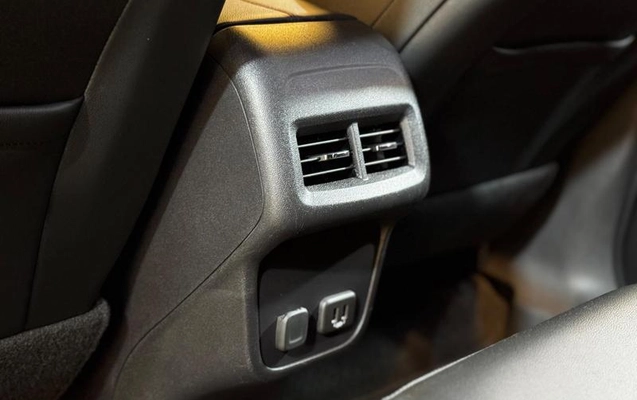 imagem-https://www.socarrao.com.br/sc-vehicle-images-prod/2052418/1787926456120-8161025_13_B_ad355fe5cd.jpeg