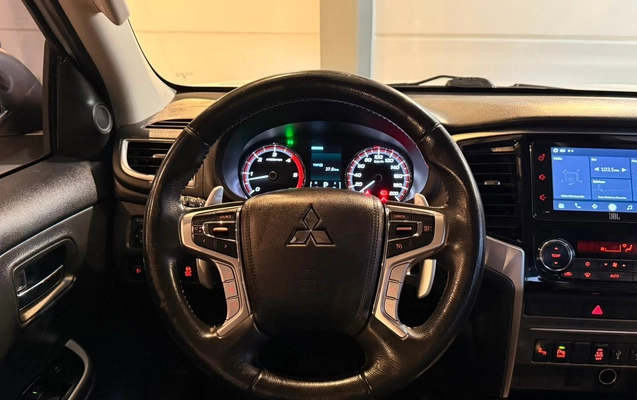 imagem-https://www.socarrao.com.br/sc-vehicle-images-prod/2052589/1786539565876-5618dd45b2094d658e550dc7c37cbac3_1781120736955.jpg