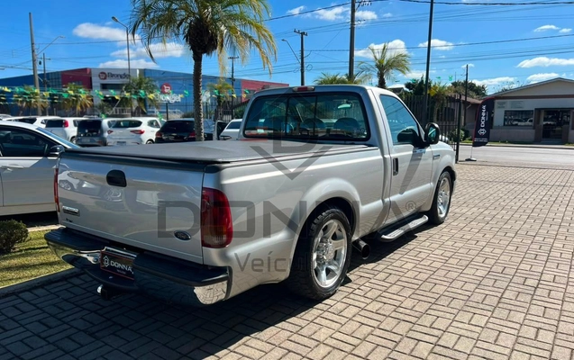 imagem-https://www.socarrao.com.br/sc-vehicle-images-prod/2052832/1788977135346-f22fd01332414be58469b76e07ff0d25_1781622631683.jpg