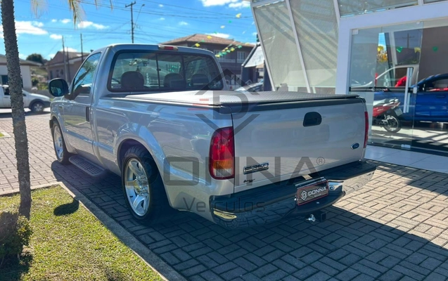 imagem-https://www.socarrao.com.br/sc-vehicle-images-prod/2052832/1788977135349-52c12707600e4623b6af525d0180b754_1781622631704.jpg
