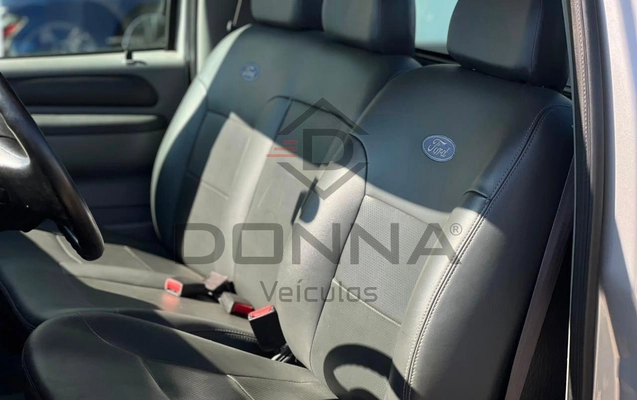 imagem-https://www.socarrao.com.br/sc-vehicle-images-prod/2052832/1788977135356-92318a10383d4afa9129805b8d0b2836_1781622631745.jpg