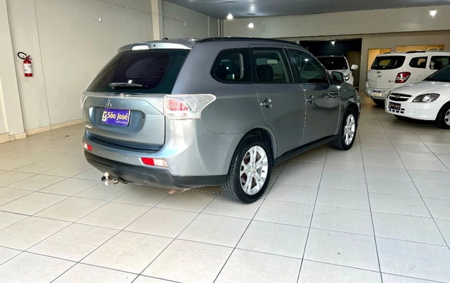 imagem-https://www.socarrao.com.br/sc-vehicle-images-prod/2053071/1786363782142-gb-2963ea2.jpeg