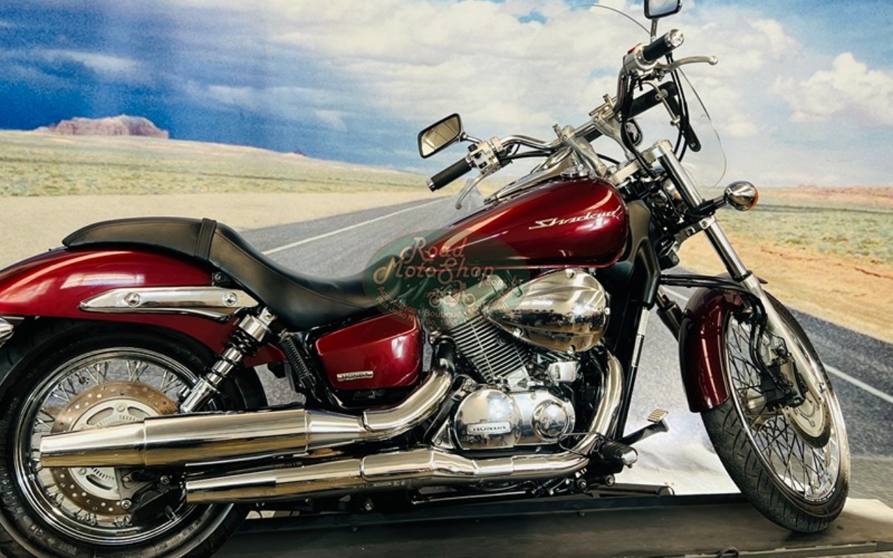 Honda VT 750 SHADOW  na cor Vermelho em Curitiba / PR - 2053111
