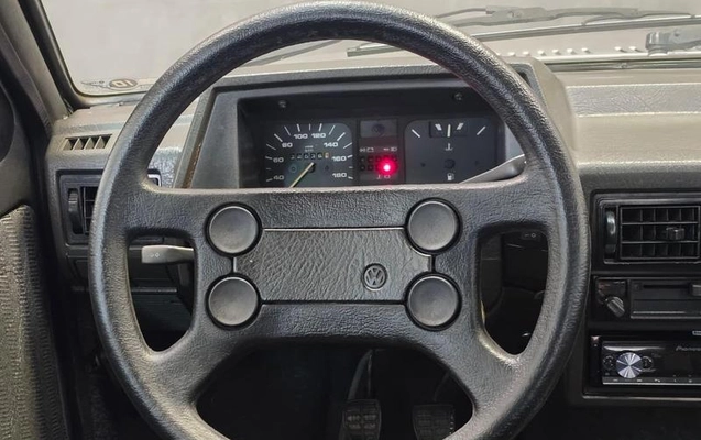 imagem-https://www.socarrao.com.br/sc-vehicle-images-prod/2053351/1783693215001-6770475_18_B_ea119a3da3.jpeg