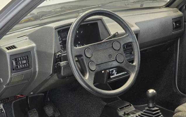 imagem-https://www.socarrao.com.br/sc-vehicle-images-prod/2053351/1783693215003-6770475_10_B_3cd09dcd55.jpeg