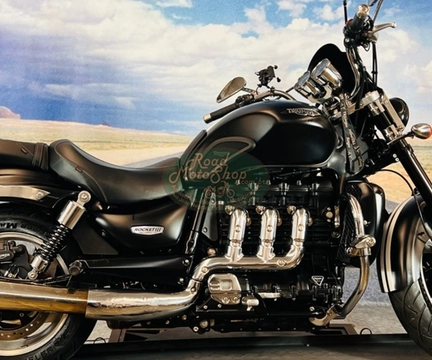 TRIUMPH ROCKET III ROADSTER 2300cc 2013 Preto — foto 1 de 3