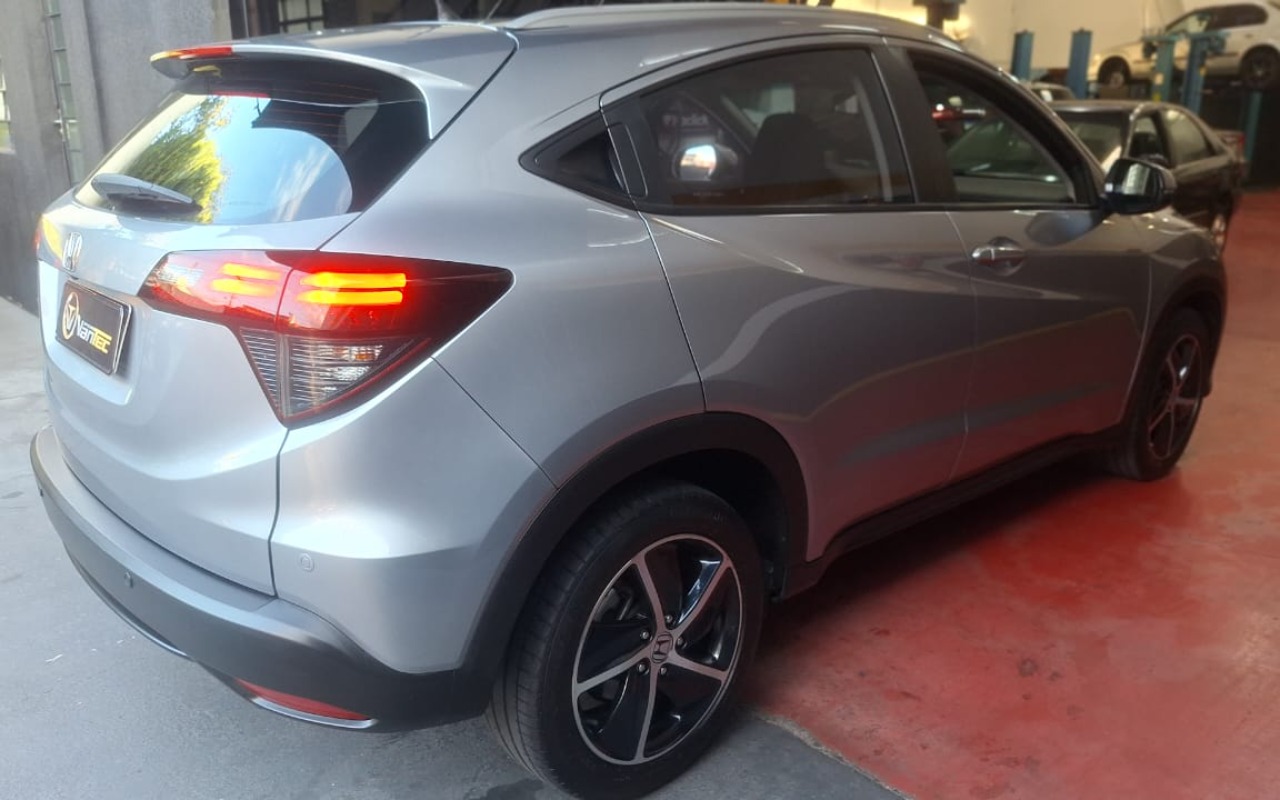 imagem-https://www.socarrao.com.br/sc-vehicle-images-prod/2053523/1781125264359-V2hhdHNBcHAgSW1hZ2UgMjAyNi0wNi0xMCBhdCAxNy40Ni4zMyAoMSkuanBlZw.jpeg
