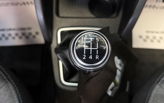 imagem-https://www.socarrao.com.br/sc-vehicle-images-prod/2053578/1781124071921-44a1f3fe-a848-47f4-9c55-555960c503a4.jpg