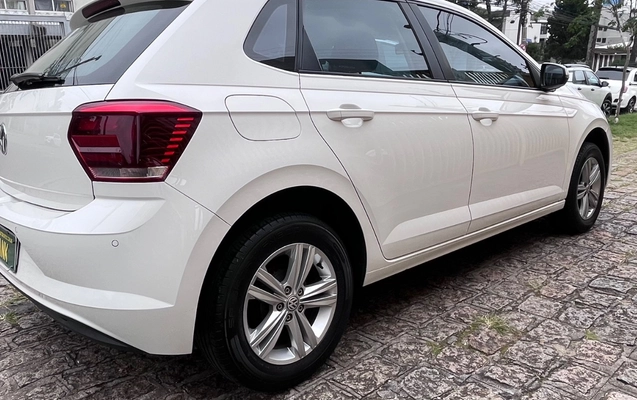 imagem-https://www.socarrao.com.br/sc-vehicle-images-prod/2053786/1781124715930-SU1HXzgwMzIuanBlZw.jpeg