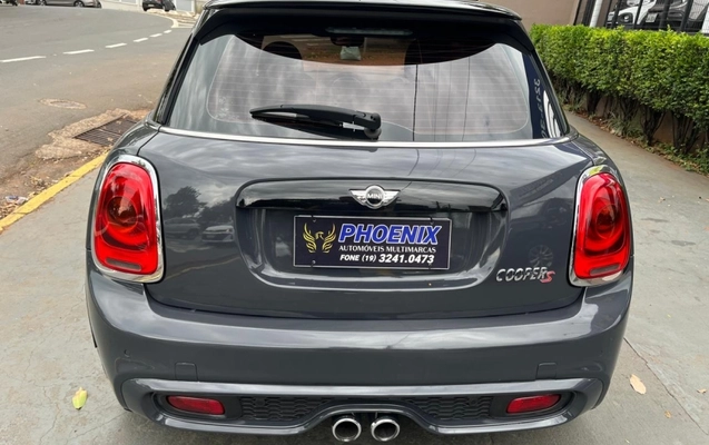 imagem-https://www.socarrao.com.br/sc-vehicle-images-prod/2055060/1787779498900-PEsBeVChqXPaCkz9FIyHrXgDsNEwAcg4.jpg