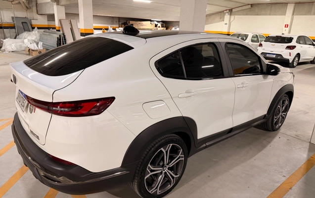 imagem-https://www.socarrao.com.br/sc-vehicle-images-prod/2056180/1781134965229-SU1HXzEzNjEuanBlZw.jpeg