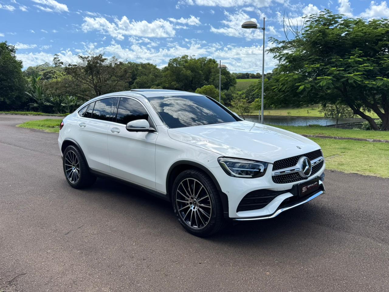 Mercedes-Benz GLC-300 2020 Branco — foto 1 de 3