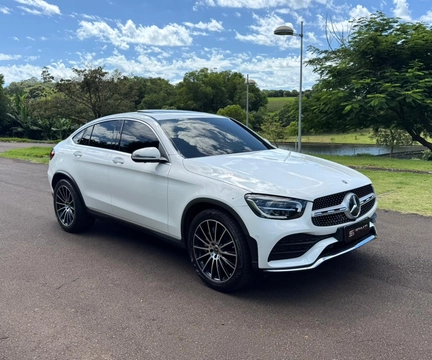 Mercedes-Benz GLC-300 2020 Branco — foto 1 de 3