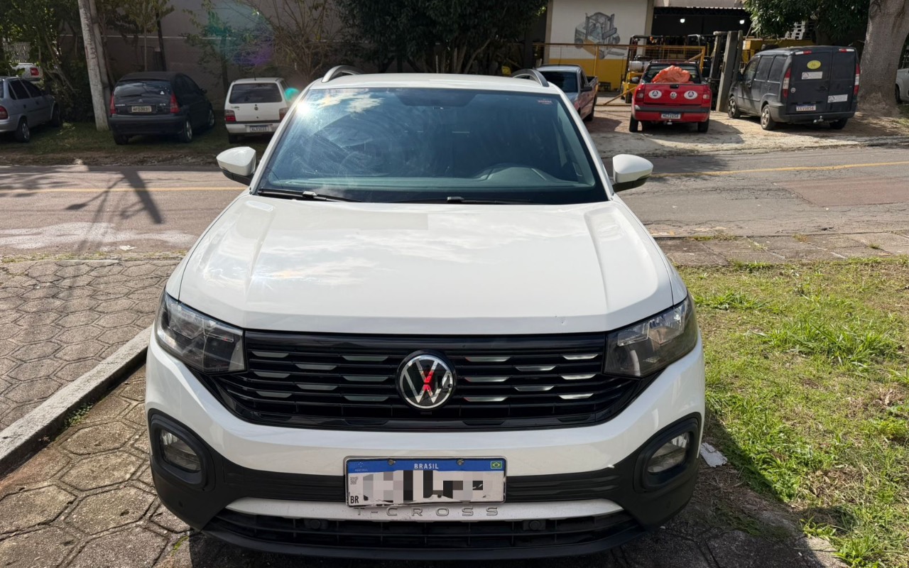 imagem-https://www.socarrao.com.br/sc-vehicle-images-prod/2057981/1781142313194-MTdCNjYyN0YtNDIwRC00MjFCLUI3M0YtQzdCQzUzQjcwRjNFXzE0NjM1NkU1LTZENUYtNEFDOS1BQTBGLTBGMDc2QTA0RDRCQi5qcGVn.jpeg