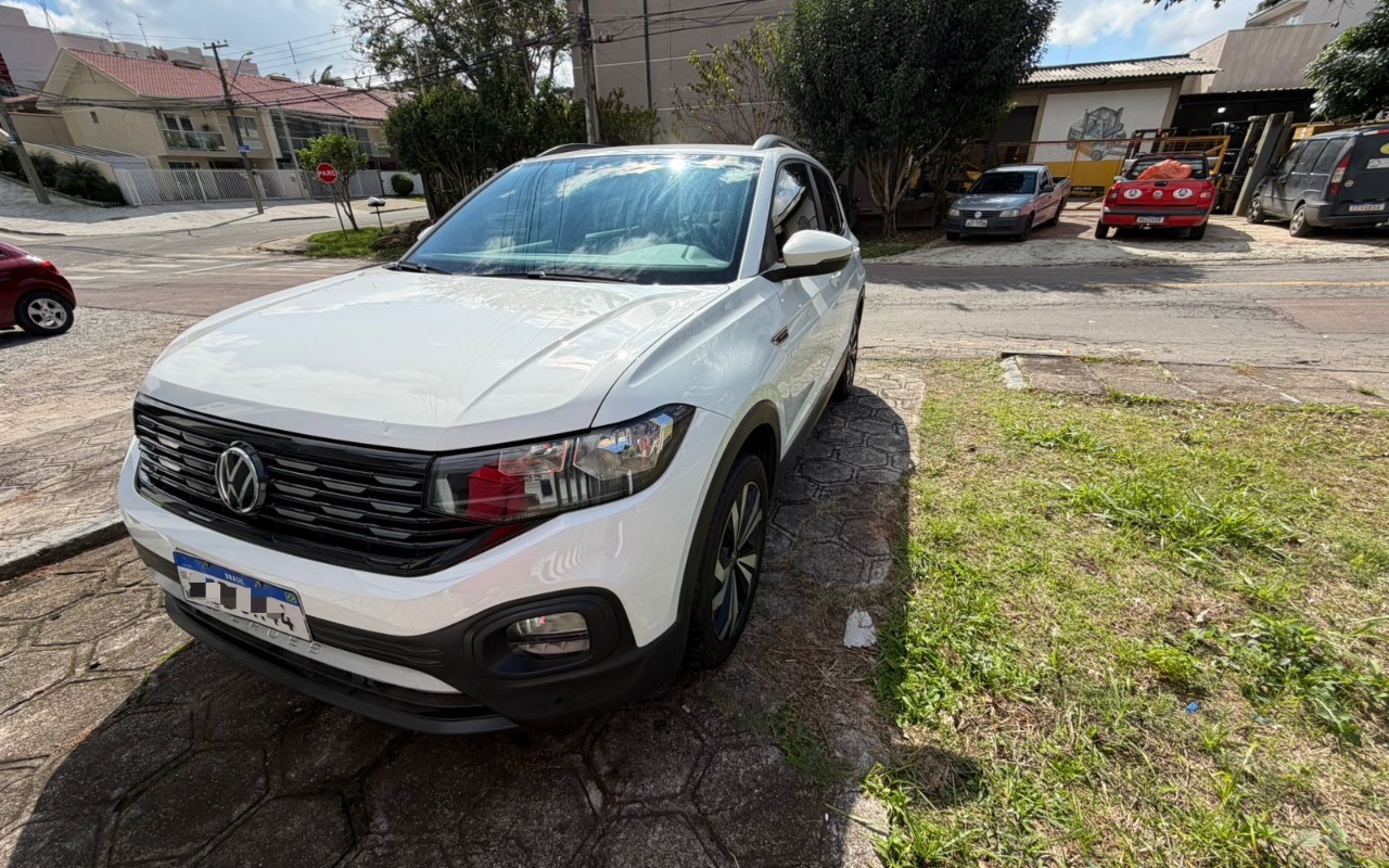 imagem-https://www.socarrao.com.br/sc-vehicle-images-prod/2057981/1781142313759-NjhDMDBBNEItOTE0My00RUQ3LUE1QUMtN0NFQkIxQjMwNzlDXzUwN0E3MEJCLUFEMjgtNDJGRi1CREU5LTNDN0IyNjI1MUZGRi5qcGVn.jpeg