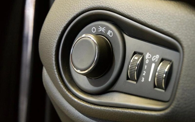 imagem-https://www.socarrao.com.br/sc-vehicle-images-prod/2065725/1790024458818-8175334_6_B_291b406405.jpeg