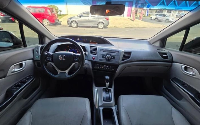 imagem-https://www.socarrao.com.br/sc-vehicle-images-prod/2065732/1784921334952-8165526_8_B_a01c9e6a0c.jpeg