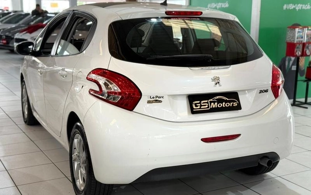 imagem-https://www.socarrao.com.br/sc-vehicle-images-prod/2066926/1791306924663-8095505_3_B_567acd17cf.jpeg