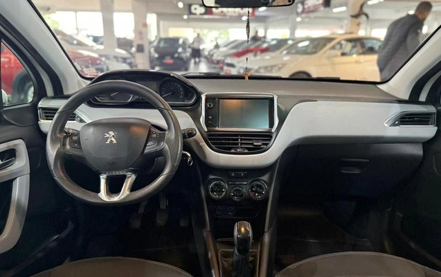 imagem-https://www.socarrao.com.br/sc-vehicle-images-prod/2066926/1791306924665-8095505_3_B_51c2a67785.jpeg