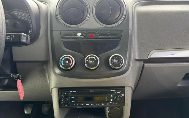 imagem-https://www.socarrao.com.br/sc-vehicle-images-prod/2066951/1788467218822-7249976_11_B_1771381d66.jpeg