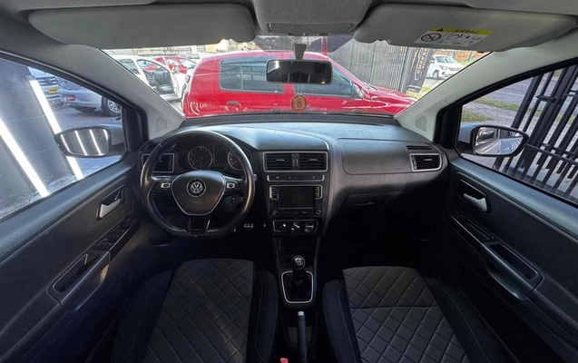 imagem-https://www.socarrao.com.br/sc-vehicle-images-prod/2066997/1786190801883-7262616_14_B_d22454dd6f.jpeg