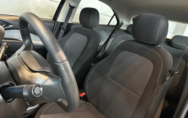 imagem-https://www.socarrao.com.br/sc-vehicle-images-prod/2067180/1782310761049-1bbec540c3c7424dba3a168ed992b454_1781183583126.jpg