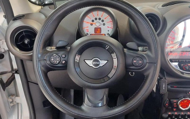 imagem-https://www.socarrao.com.br/sc-vehicle-images-prod/2067545/1787600541020-6777438_17_B_17b0d4d061.jpeg