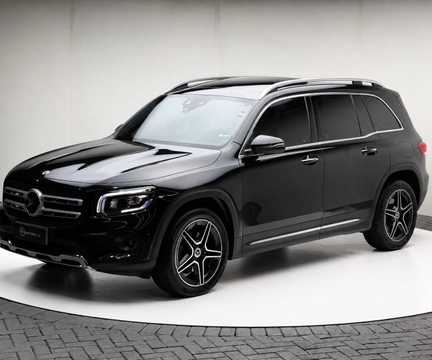 Mercedes-Benz GLB 2023 Preto — foto 1 de 3