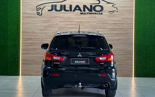 imagem-https://www.socarrao.com.br/sc-vehicle-images-prod/2067994/1787925812364-5cmJPd6FN1YzXYDKh6zmIjRJgDnNkjnE.jpg