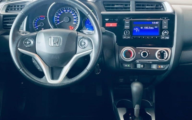 imagem-https://www.socarrao.com.br/sc-vehicle-images-prod/2068066/1789480929342-8065029_20_B_2041a0b77e.jpeg