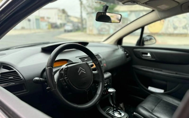imagem-https://www.socarrao.com.br/sc-vehicle-images-prod/2068222/1781537911630-8176778_10_B_e306f49e9c.jpeg