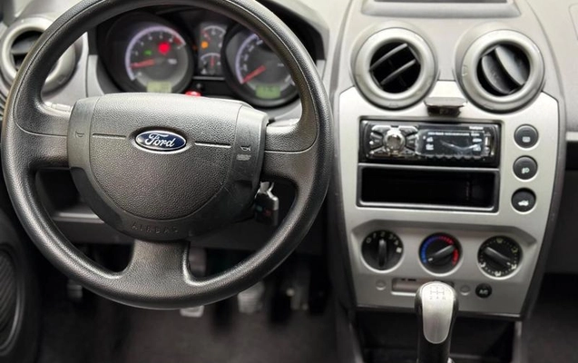 imagem-https://www.socarrao.com.br/sc-vehicle-images-prod/2068534/1783446397789-7355109_3_B_208d61332b.jpeg