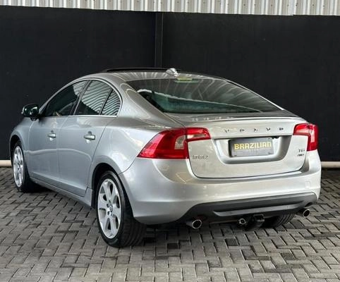 imagem-https://www.socarrao.com.br/sc-vehicle-images-prod/2068536/1789479948475-8056210_8_B_a8f0e960d5.jpeg
