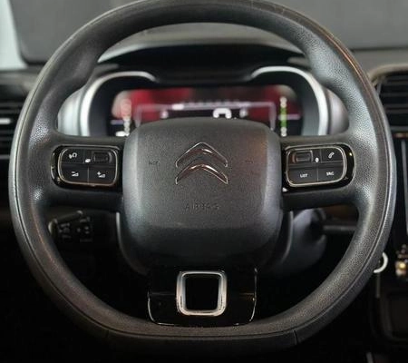 imagem-https://www.socarrao.com.br/sc-vehicle-images-prod/2068537/1789479438367-8105863_1_B_eebdbe9210.jpeg