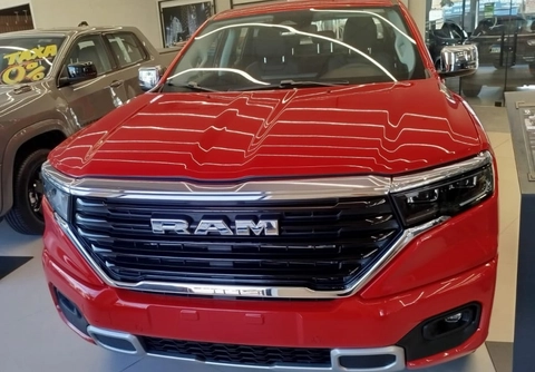 Ram Rampage 2027 Vermelho — foto 1 de 3