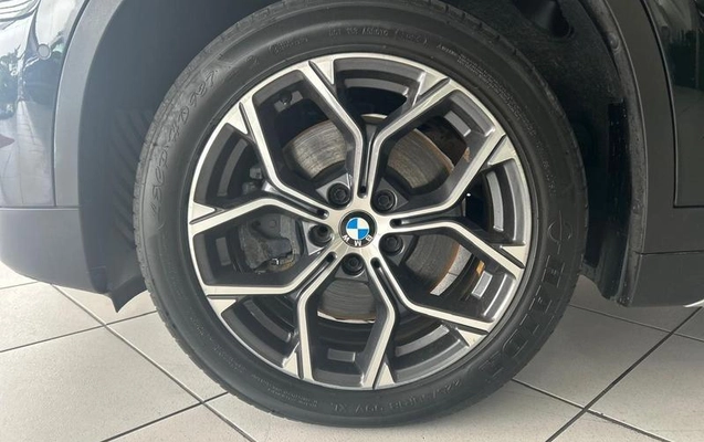 imagem-https://www.socarrao.com.br/sc-vehicle-images-prod/2068733/1789657635729-8107656_9_B_93409fed74.jpeg