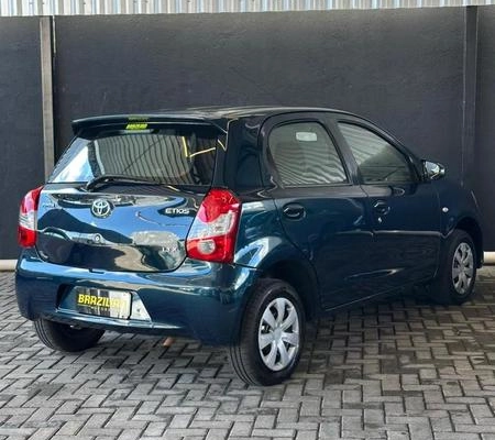 imagem-https://www.socarrao.com.br/sc-vehicle-images-prod/2069265/1789480022628-8044728_6_B_503578f2ca.jpeg