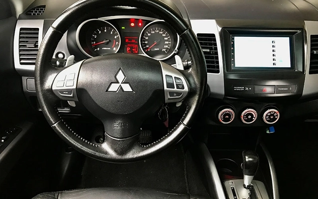imagem-https://www.socarrao.com.br/sc-vehicle-images-prod/2069307/1787057439597-NKDeC9ZrICJTP0URER7L92wUg5yxtYYw.jpg