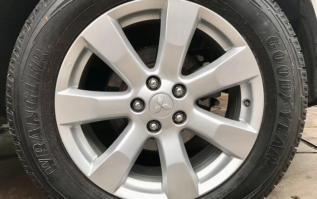 imagem-https://www.socarrao.com.br/sc-vehicle-images-prod/2069307/1787057439602-yh7BUq8KaFPlWb6dLyaKK9AyjPRHB8Gb.jpg