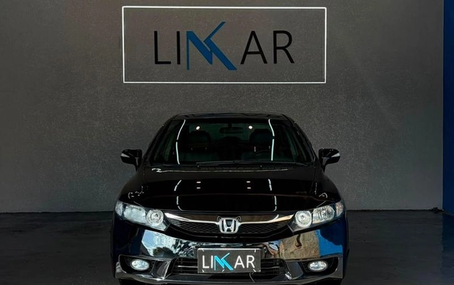 imagem-https://www.socarrao.com.br/sc-vehicle-images-prod/2069732/1787856767328-8040494_0_B_206046a193.jpeg
