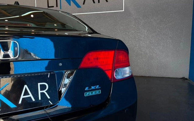 imagem-https://www.socarrao.com.br/sc-vehicle-images-prod/2069732/1787856767335-8040494_0_B_1ad15405f4.jpeg