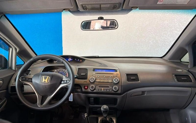 imagem-https://www.socarrao.com.br/sc-vehicle-images-prod/2069732/1787856767337-8040494_0_B_77f793007e.jpeg
