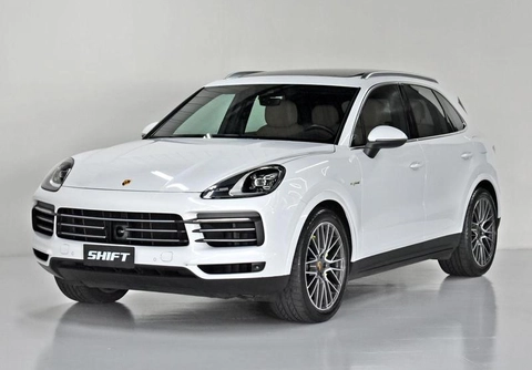 Porsche Cayenne 3.0 V6 (Híbrido) 2021 Branco — foto 1 de 3