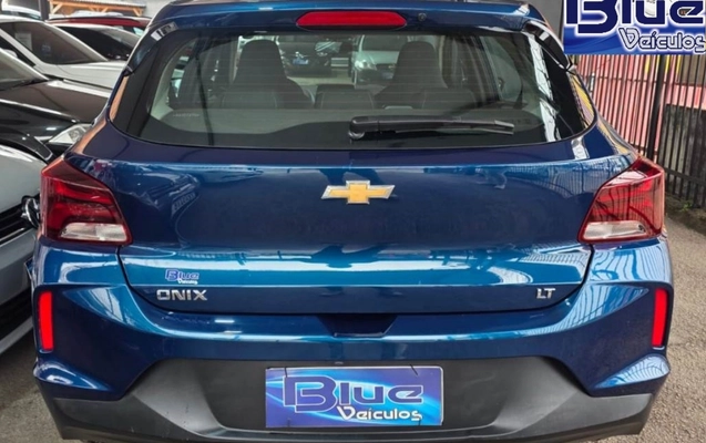 imagem-https://www.socarrao.com.br/sc-vehicle-images-prod/2069747/1781193154601-UkVSSTYuanBlZw.jpeg