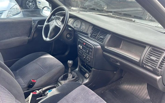 imagem-https://www.socarrao.com.br/sc-vehicle-images-prod/2069976/1788527672396-8140538_6_B_6ad92f9ba8.jpeg