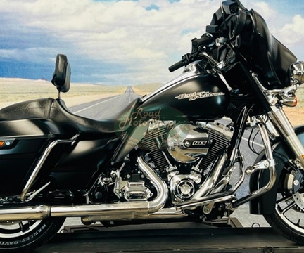 HARLEY-DAVIDSON STREET GLIDE FLHX 2013 Preto — foto 1 de 3