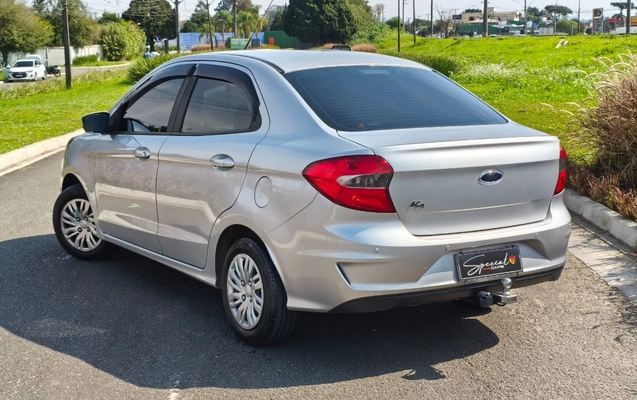 imagem-https://www.socarrao.com.br/sc-vehicle-images-prod/2070449/1789128711079-V2hhdHNBcHAgSW1hZ2UgMjAyNi0wOS0wMSBhdCAwOS41OC4wOSAoMykuanBlZw.jpeg